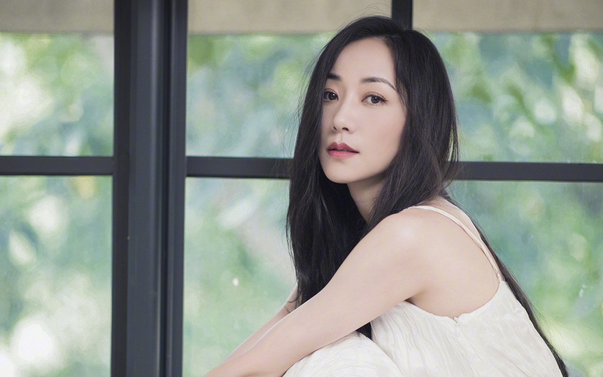 悬念收割者，黄喜灿一箭穿心，德甲争冠夜提前剧终